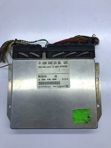 Блок керування ESP 0295452332 MERCEDES
