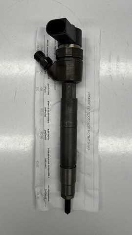 Форсунка вприску палива 0986435135 BOSCH