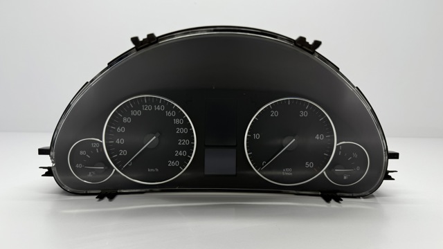 Панель приладів 2035407547 MERCEDES