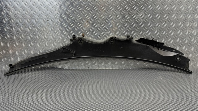 Водостік лобового скла, жабо 2038300813 MERCEDES
