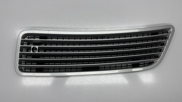 Пластик під лобове скло 2218800305 MERCEDES