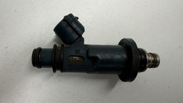 Форсунки електромагнітні 2325020020 TOYOTA