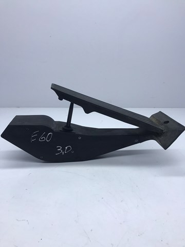 Підаль газу 35416762482 BMW