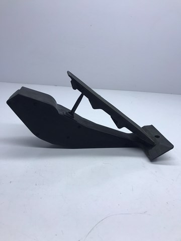 Підаль газу 35426772645 BMW