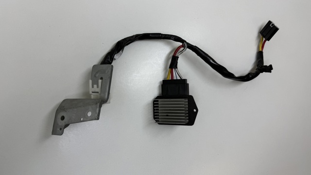 Регулятор оборотів пічки 4993002121 TOYOTA