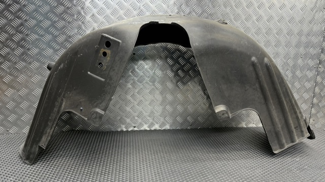 Підкрилок заднього крила, лівий 51717136681 BMW