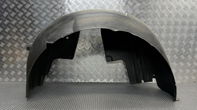 Підкрилок задній правий 51717136682 BMW