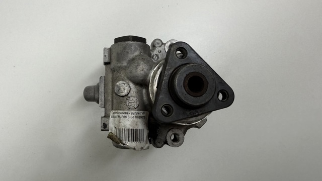 Насос ГПК 6761876 BMW
