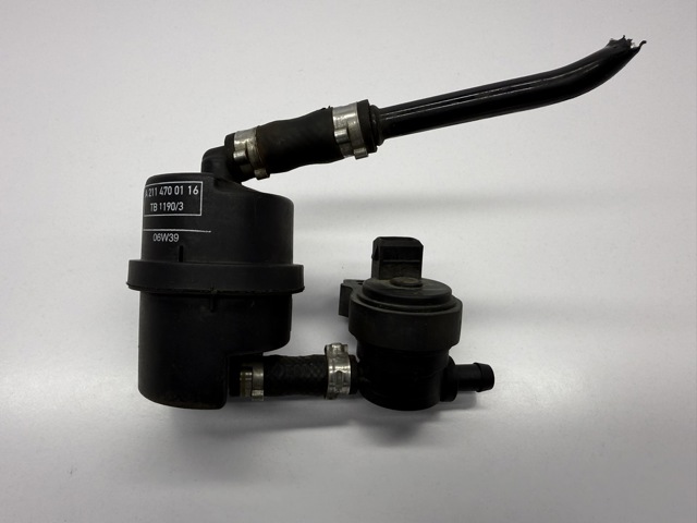 Клапан абсорбера паливних парів A0004769732 MERCEDES