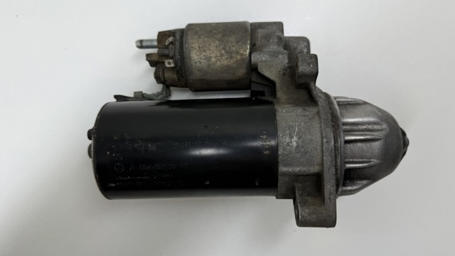 Стартер автомобільний A0061512501 MERCEDES