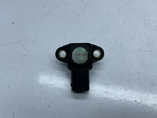 Датчик наддува A0061539728 MERCEDES