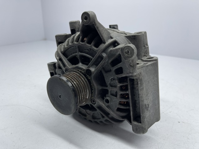 Генератор A0121549802 MERCEDES