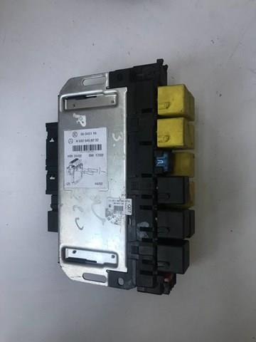 Коробка запобіжників A0325458232 MERCEDES