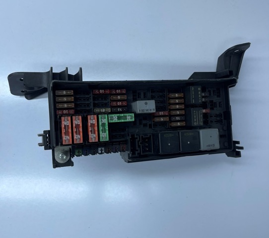 Реле запобіжників A1645451740 MERCEDES