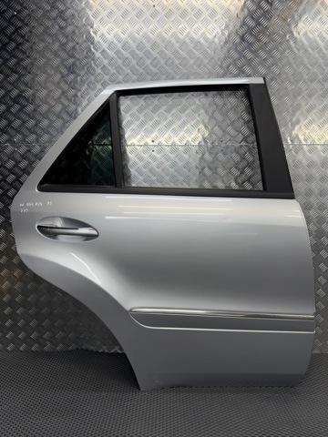 Двері задні, праві A1647300205 MERCEDES