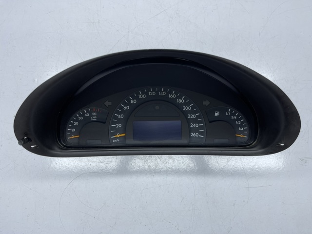 Панель приладів A2035401311 MERCEDES