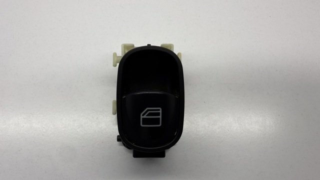 Кнопка підйомника переднього правого скла A2038200210 MERCEDES
