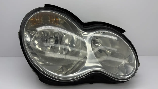 Фара основна права A2038203461 MERCEDES