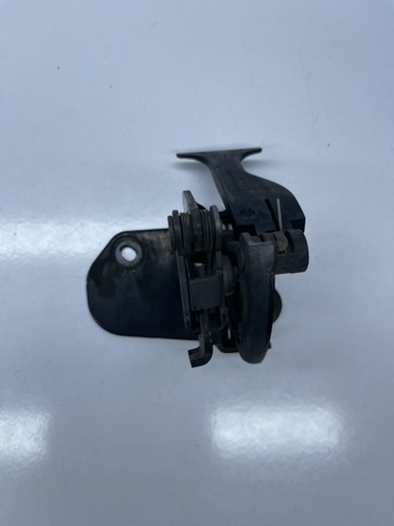 Стояк-гак замка капота A2038800164 MERCEDES