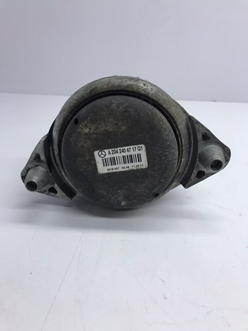 Права подушка мотора A2042404717 MERCEDES