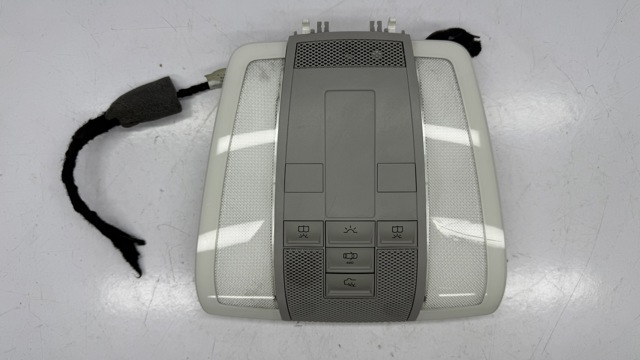 Плафон освітлення кабіни A2048202001 MERCEDES