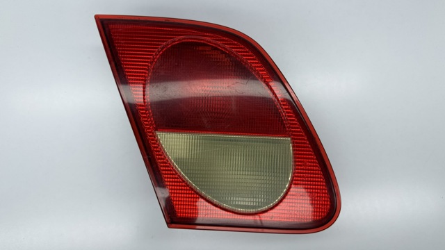 Стоп задній A2108201164 MERCEDES