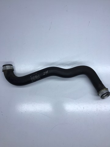 Патрубок системи охолодження A2115013582 MERCEDES