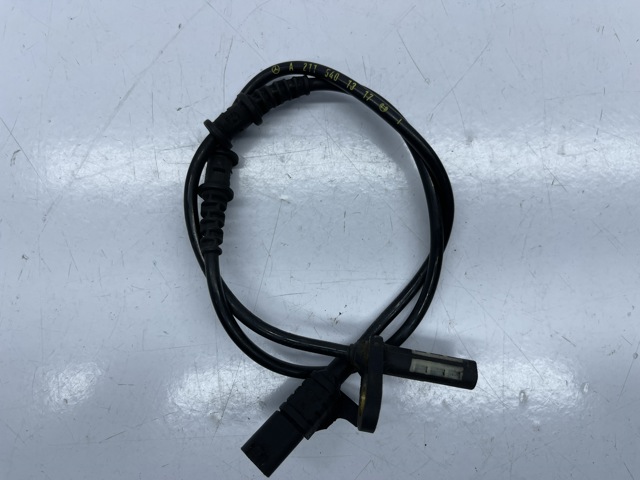 Датчик АБС (ABS) передній A2115401317 MERCEDES