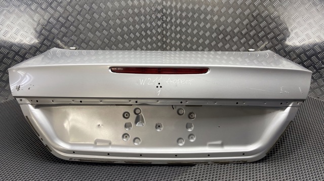 Кришка багажника кузова A2117500075 MERCEDES
