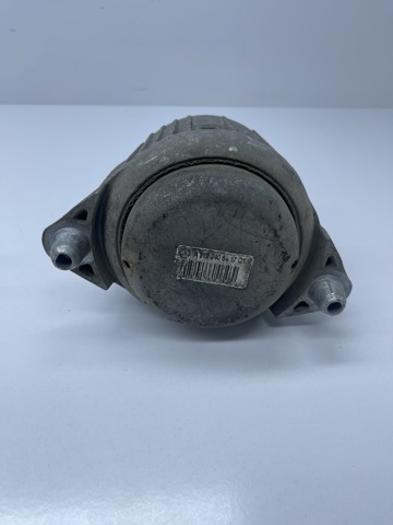Права опора двигуна A2122406417 MERCEDES