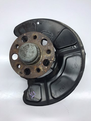 Кулак поворотний передній правий A2123320800 MERCEDES