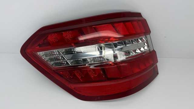 Ліхтар задній A2128203964 MERCEDES