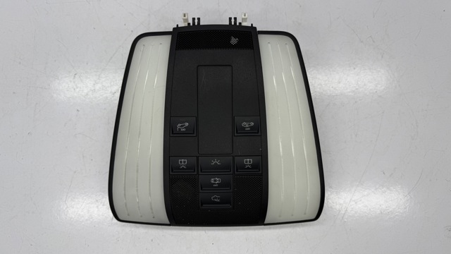 Плафони внутрішнього освітлення A2129067902 MERCEDES