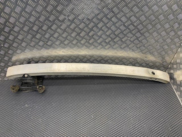 Балка бампера заднього A2216100020 MERCEDES