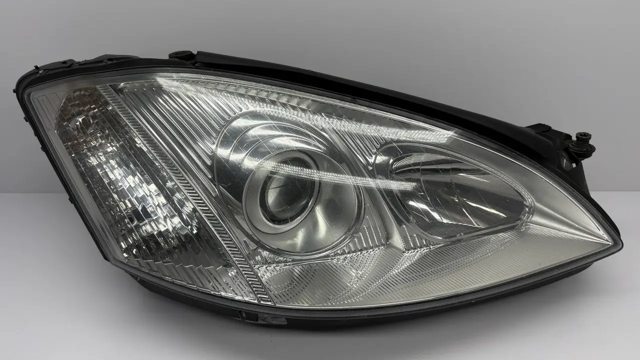Права блок фара A2218202261 MERCEDES