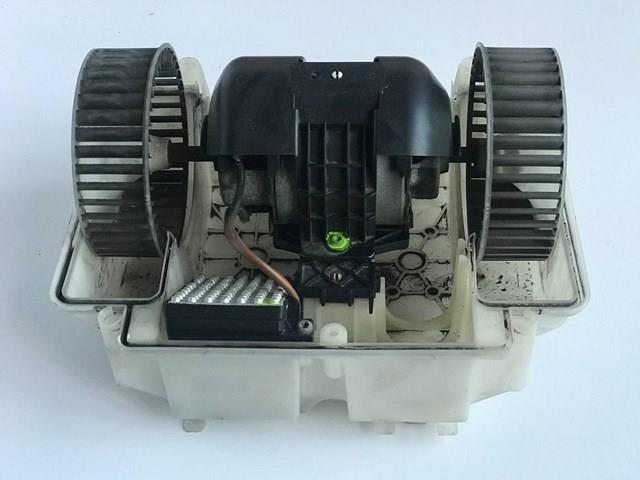 Двигун вентилятора пічки (обігрівача салону) A2218202714
