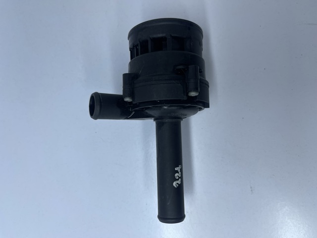 Помпа водяна, додатковий електричний A2218350064 MERCEDES
