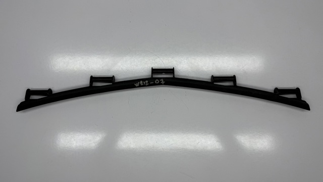 Обвіс бампера A2218850036 MERCEDES