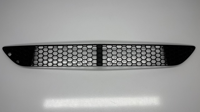 Решітка переднього бампера A2218850053 MERCEDES