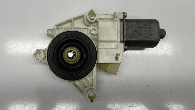 Мотор склопідйомника дверей передніх, лівих A2518200742 MERCEDES