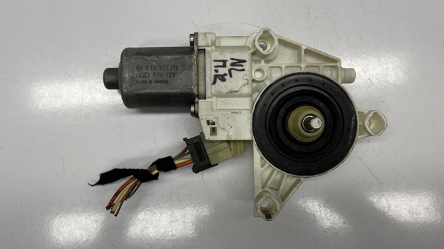 Двигун склопідіймача двері передньої, правої A2518200842 MERCEDES