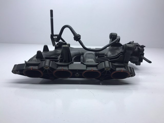 Колектор впускний A2711401101 MERCEDES