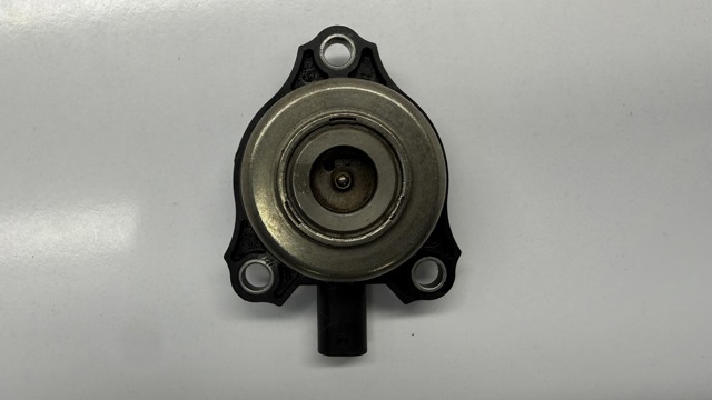 Регулятор фаз газорозподілу A2720510177 MERCEDES