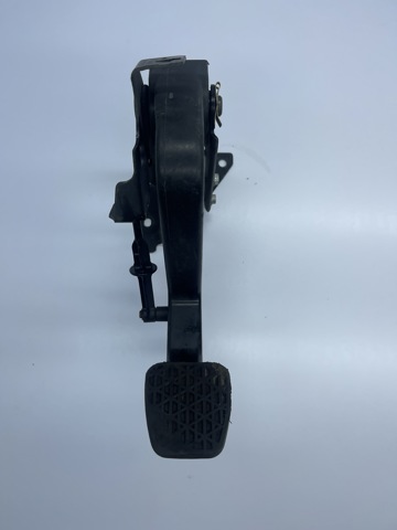 Педаль щеплення A6382900516 MERCEDES