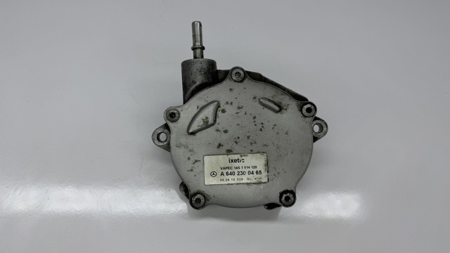Насос вакуумний A6402300465 MERCEDES