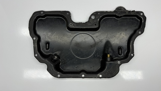 Піддон масляний картера двигуна A6420100928 MERCEDES