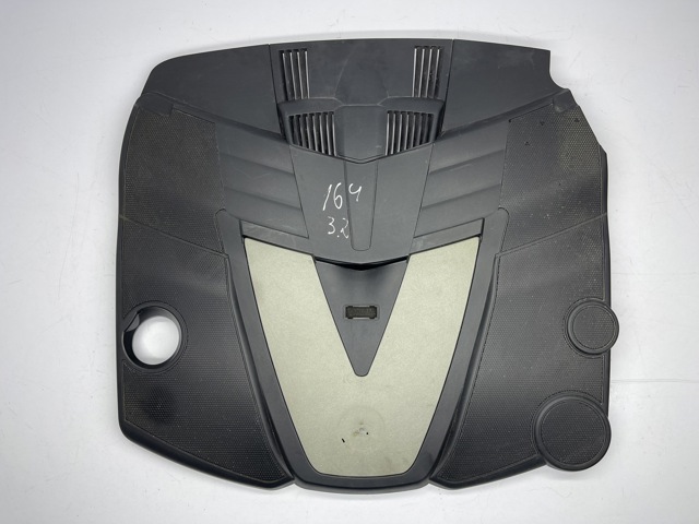 Кришка двигуна декоративна A6420101667 MERCEDES