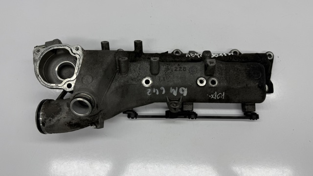 Колектор впускний, правий A6420901137 MERCEDES