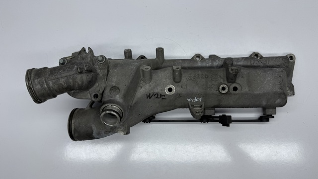 Колектор впускний, правий A6420902637 MERCEDES