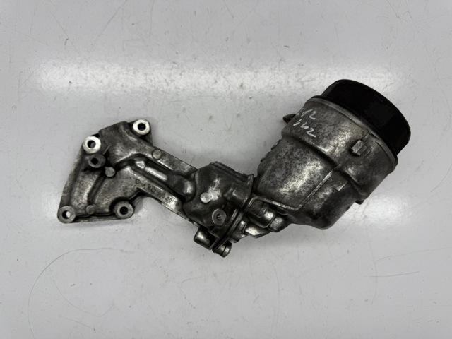 Корпус масляного фільтра A6421800010 MERCEDES